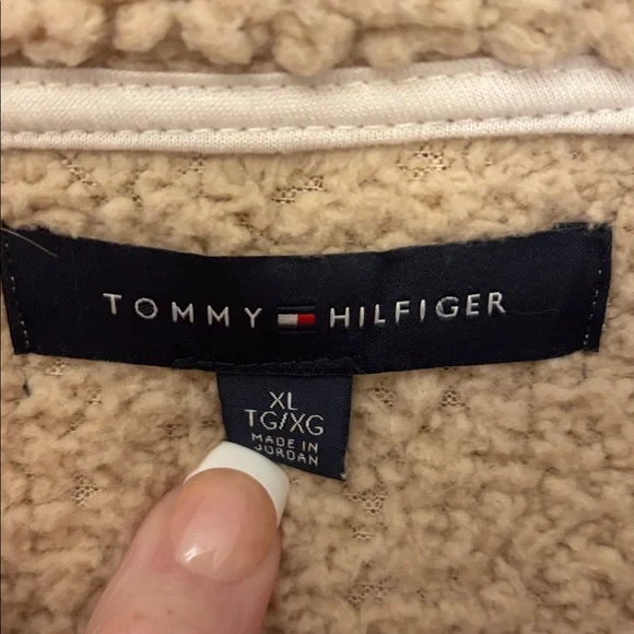 Tommy Hilfiger Beige Sherpa Fleece pull over - Picture 2 of 9